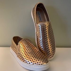 Steve Madden Rose Gold Lattice Flats, Women’s Size 10